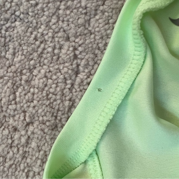 Nike Infant Girls Dri-FIT Tee and Printed Shorts Set - Picture 9 of 9